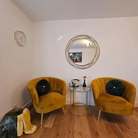 Comfortable Two Bedroom Flat Brighton Exterior photo