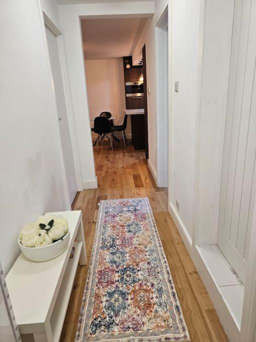 Comfortable Two Bedroom Flat Brighton